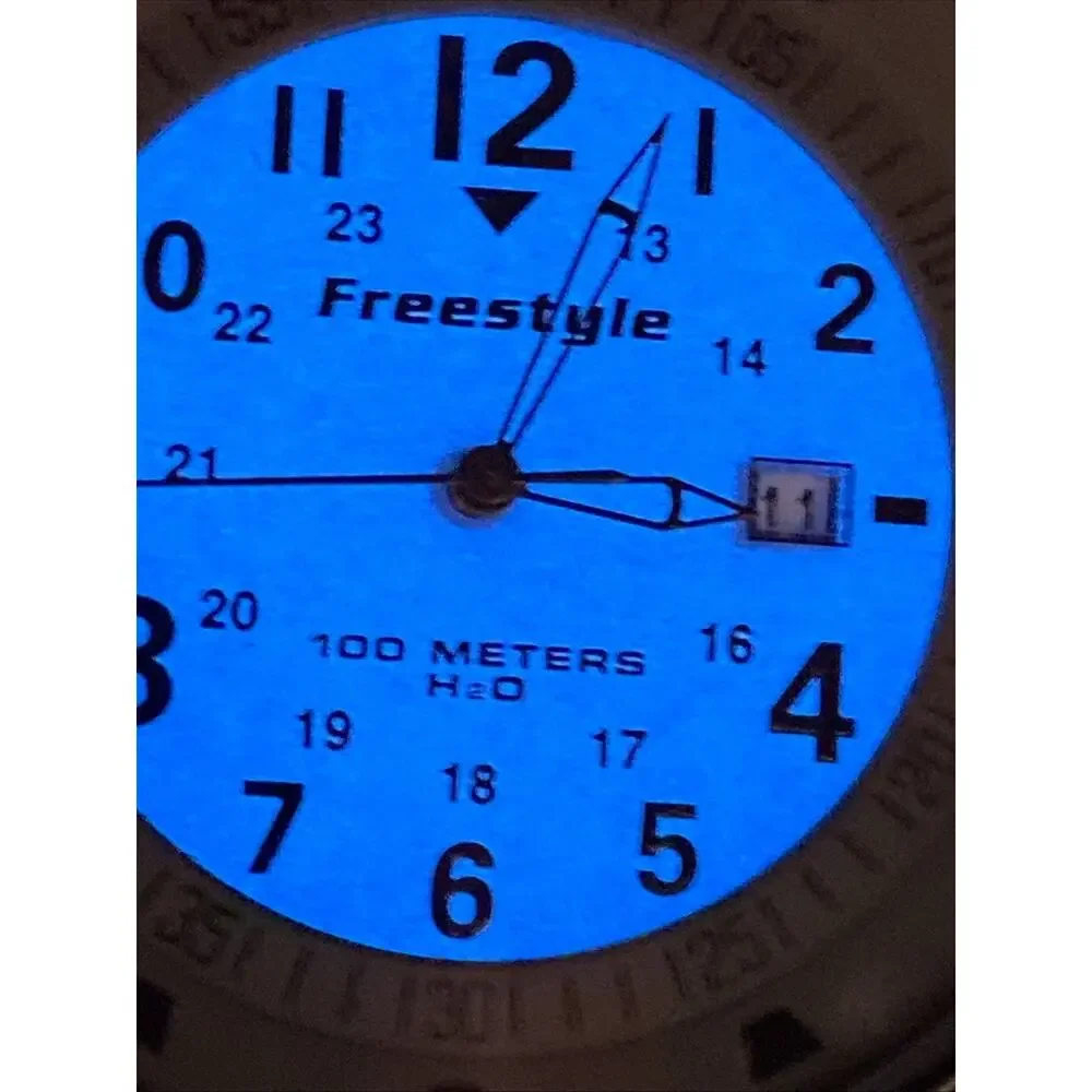 Freestyle Shark Mens Ranger XL Surf Camp Watch Backlight Glowing New Battery